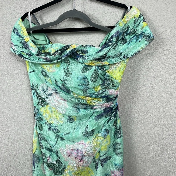 New ML Monique Lhuillier Allie Floral Off Shoulder Lace Midi Cocktail Dress 6 - Picture 4 of 14